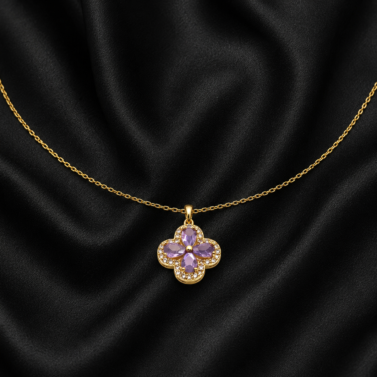 Swannah Lavender Clover Necklace