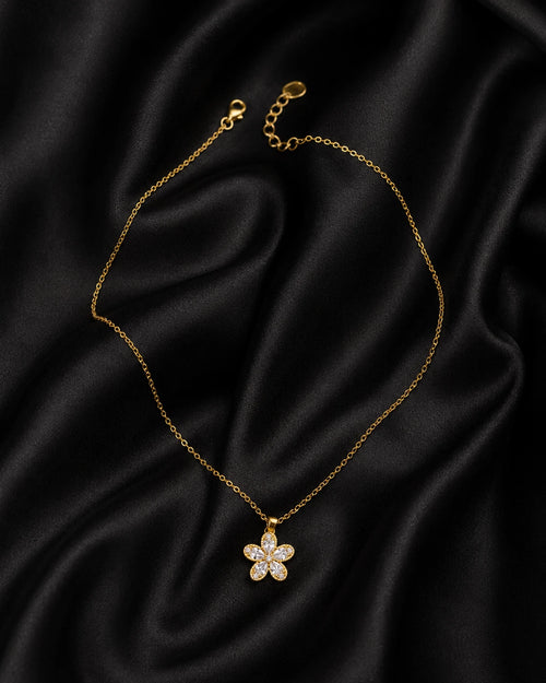 Swannah Crystal Daisy Necklace