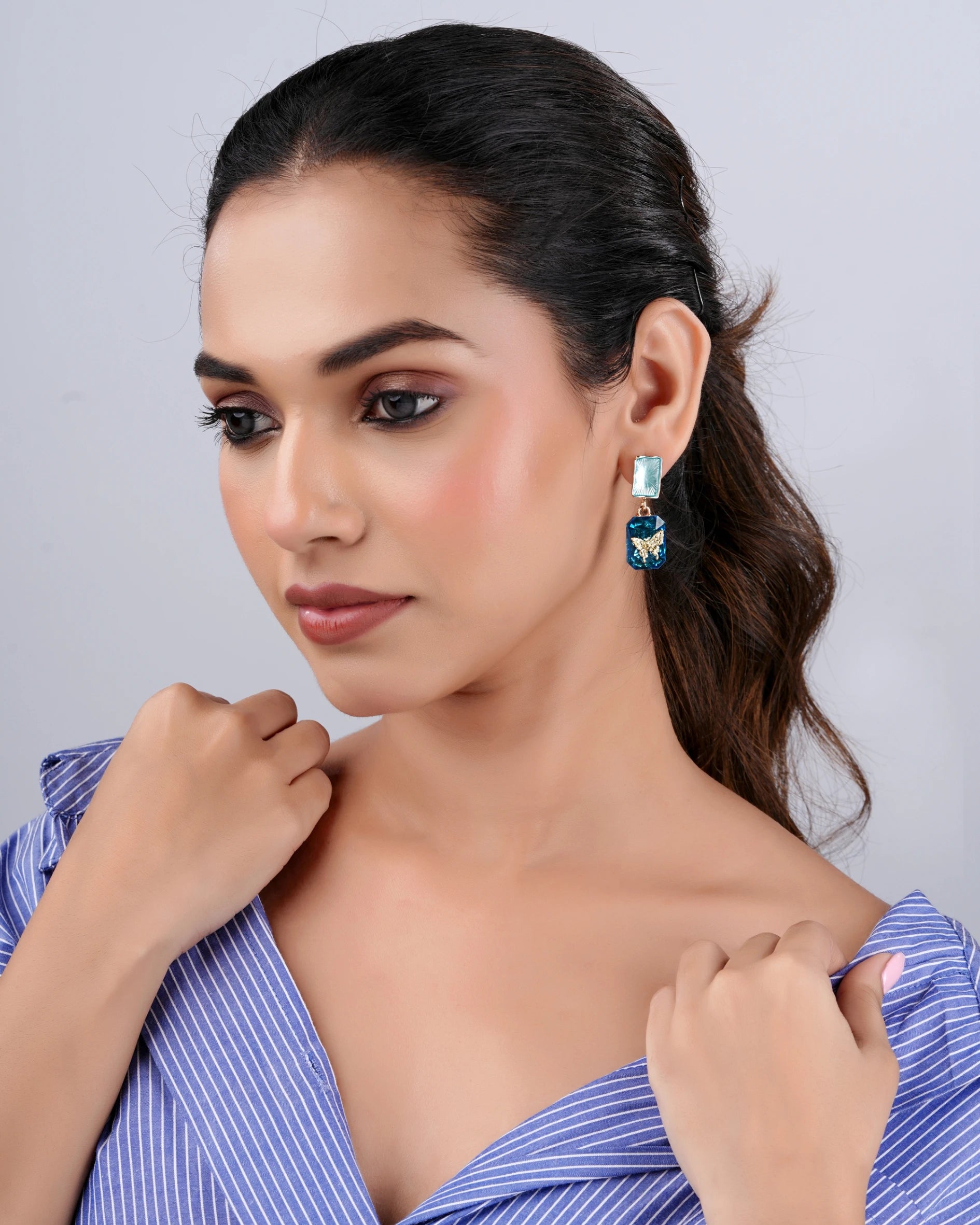 Swannah Ocean Blue Crystal Drop Elegant Statement Earrings for Women