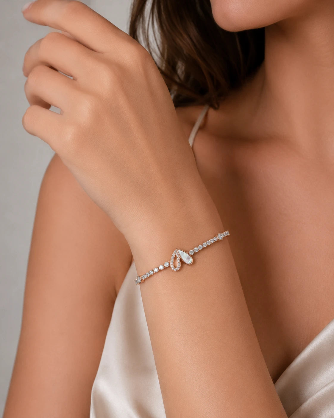 pearl leaf bracelet
